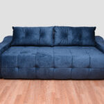 Trosed „MALME” sa boneli jezgrima i tapaciranim štofom ili eko kožom, idealan za moderan dnevni boravak.